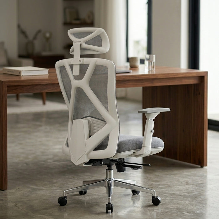 Ergothrone chair features